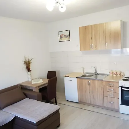 Apartman Mima *